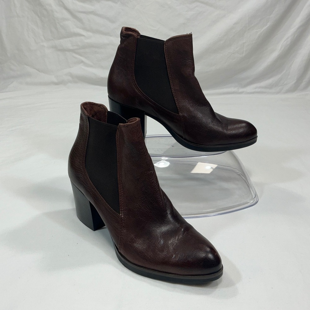 Eric Michaels Womens Drk Brown Leather Block Heel Chelsea Ankle Boots Almond Toe
